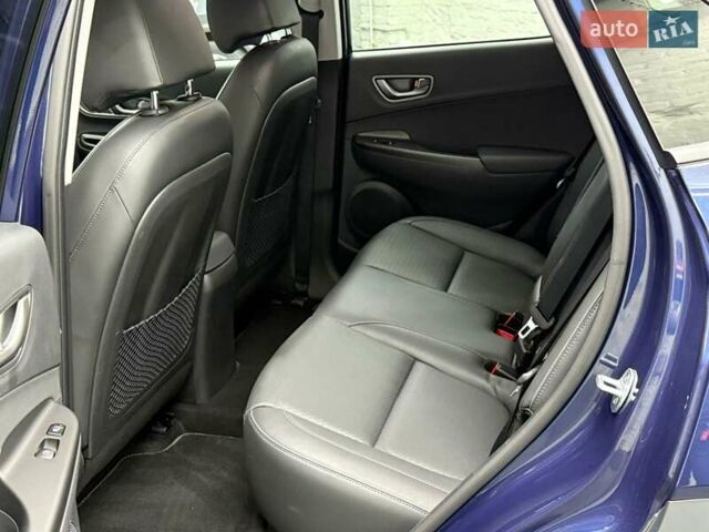 Синий Хендай Kona Electric, объемом двигателя 0 л и пробегом 128 тыс. км за 17625 $, фото 29 на Automoto.ua