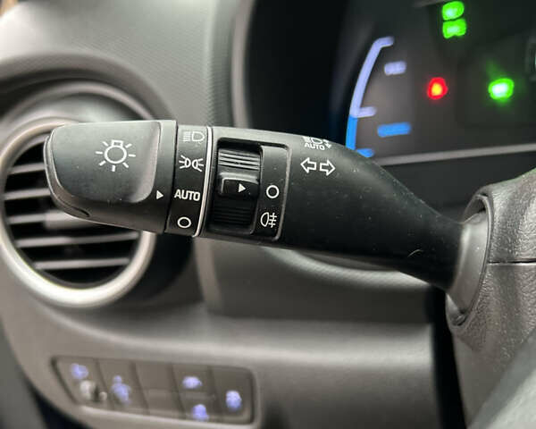 Синий Хендай Kona Electric, объемом двигателя 0 л и пробегом 118 тыс. км за 16780 $, фото 21 на Automoto.ua