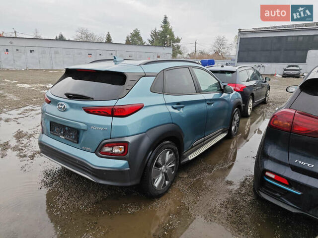 Синий Хендай Kona Electric, объемом двигателя 0 л и пробегом 38 тыс. км за 18800 $, фото 2 на Automoto.ua