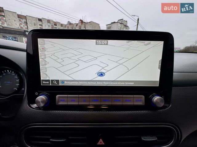 Синий Хендай Kona Electric, объемом двигателя 0 л и пробегом 134 тыс. км за 17800 $, фото 54 на Automoto.ua