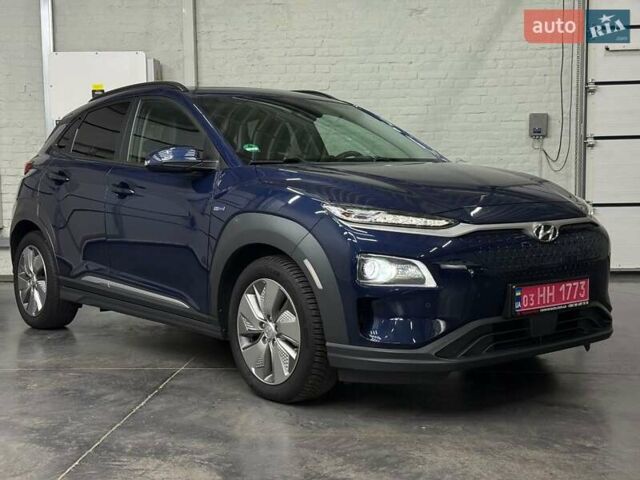 Синий Хендай Kona Electric, объемом двигателя 0 л и пробегом 128 тыс. км за 17625 $, фото 1 на Automoto.ua