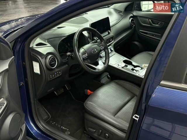Синий Хендай Kona Electric, объемом двигателя 0 л и пробегом 128 тыс. км за 17625 $, фото 12 на Automoto.ua