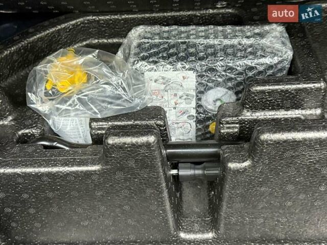 Синий Хендай Kona Electric, объемом двигателя 0 л и пробегом 128 тыс. км за 17625 $, фото 32 на Automoto.ua