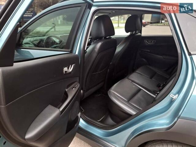 Синий Хендай Kona Electric, объемом двигателя 0 л и пробегом 107 тыс. км за 18400 $, фото 21 на Automoto.ua