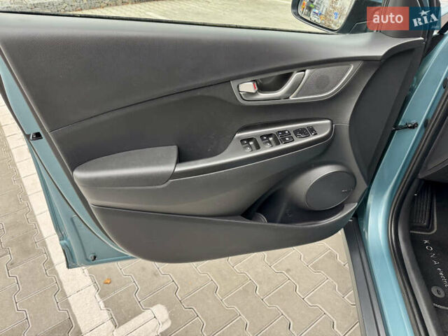 Синий Хендай Kona Electric, объемом двигателя 0 л и пробегом 134 тыс. км за 17800 $, фото 31 на Automoto.ua