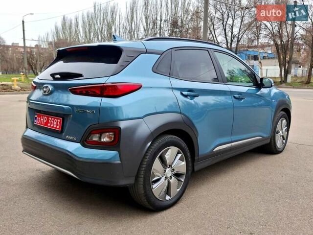 Синий Хендай Kona Electric, объемом двигателя 0 л и пробегом 107 тыс. км за 18400 $, фото 7 на Automoto.ua