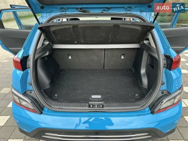 Синий Хендай Kona Electric, объемом двигателя 0 л и пробегом 49 тыс. км за 19950 $, фото 129 на Automoto.ua