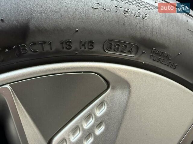 Синій Хендай Kona Electric, об'ємом двигуна 0 л та пробігом 74 тис. км за 16950 $, фото 44 на Automoto.ua