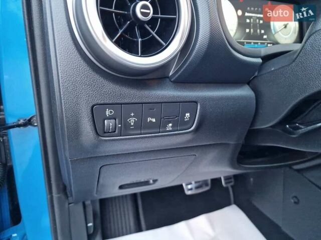 Синий Хендай Kona Electric, объемом двигателя 0 л и пробегом 95 тыс. км за 16600 $, фото 23 на Automoto.ua