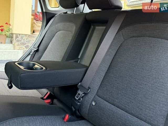 Синій Хендай Kona Electric, об'ємом двигуна 0 л та пробігом 74 тис. км за 16950 $, фото 53 на Automoto.ua