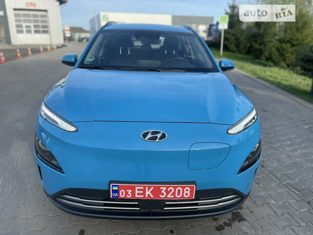 Синий Хендай Kona Electric, объемом двигателя 0 л и пробегом 20 тыс. км за 17550 $, фото 3 на Automoto.ua