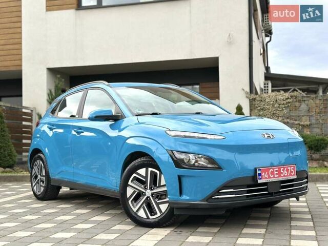 Синий Хендай Kona Electric, объемом двигателя 0 л и пробегом 49 тыс. км за 19950 $, фото 8 на Automoto.ua