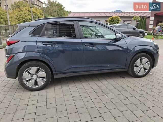 Синий Хендай Kona Electric, объемом двигателя 0 л и пробегом 110 тыс. км за 19200 $, фото 18 на Automoto.ua