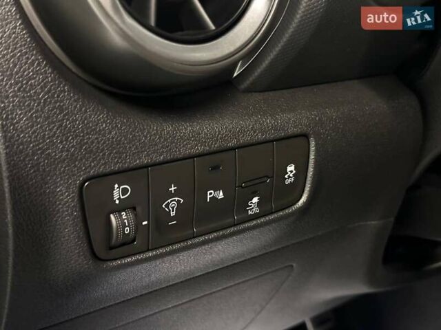 Синий Хендай Kona Electric, объемом двигателя 0 л и пробегом 31 тыс. км за 17700 $, фото 13 на Automoto.ua