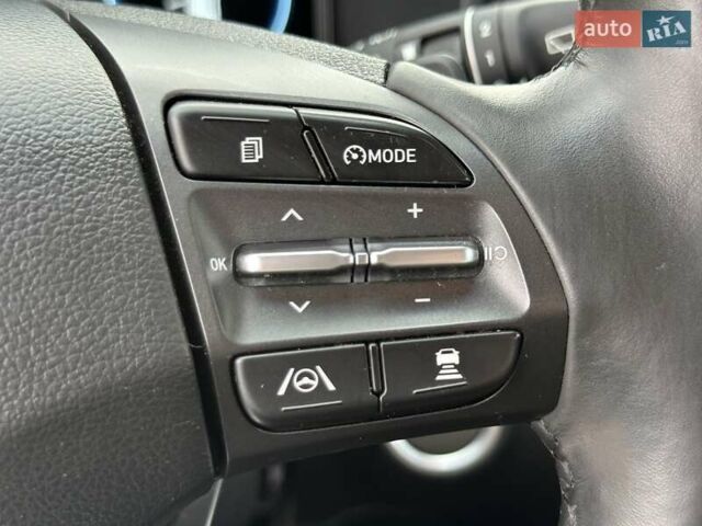 Синий Хендай Kona Electric, объемом двигателя 0 л и пробегом 49 тыс. км за 19950 $, фото 103 на Automoto.ua