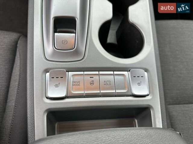 Синий Хендай Kona Electric, объемом двигателя 0 л и пробегом 49 тыс. км за 19950 $, фото 109 на Automoto.ua