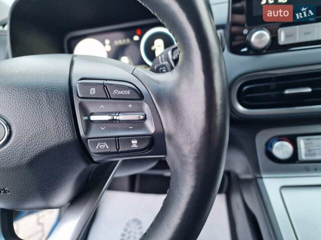 Синий Хендай Kona Electric, объемом двигателя 0 л и пробегом 95 тыс. км за 16600 $, фото 29 на Automoto.ua