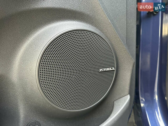 Синий Хендай Kona Electric, объемом двигателя 0 л и пробегом 65 тыс. км за 18500 $, фото 69 на Automoto.ua