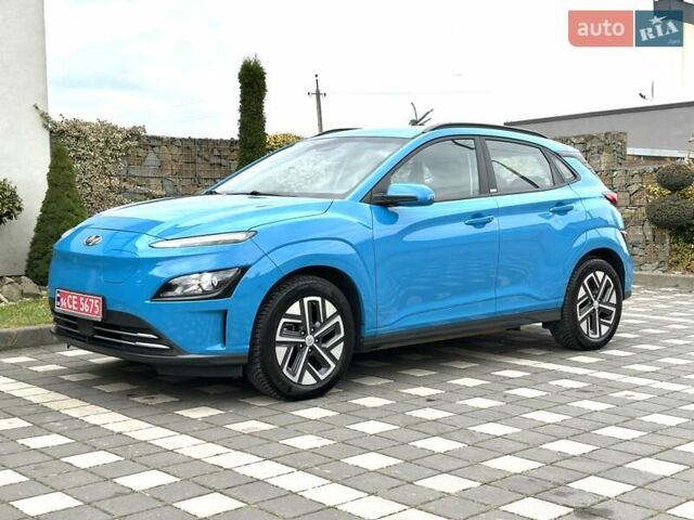 Синий Хендай Kona Electric, объемом двигателя 0 л и пробегом 49 тыс. км за 19950 $, фото 61 на Automoto.ua