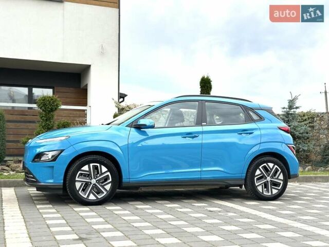 Синий Хендай Kona Electric, объемом двигателя 0 л и пробегом 49 тыс. км за 19950 $, фото 66 на Automoto.ua
