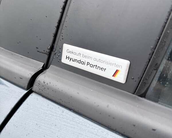 Синий Хендай Kona Electric, объемом двигателя 0 л и пробегом 60 тыс. км за 16300 $, фото 9 на Automoto.ua