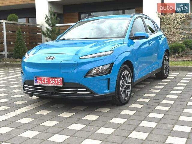 Синий Хендай Kona Electric, объемом двигателя 0 л и пробегом 49 тыс. км за 19950 $, фото 38 на Automoto.ua