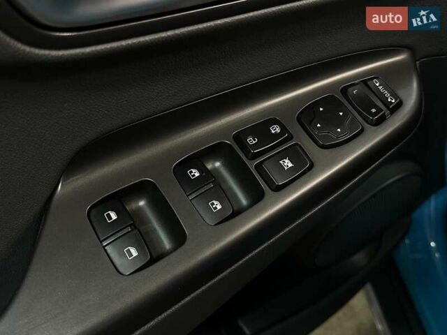 Синій Хендай Kona Electric, об'ємом двигуна 0 л та пробігом 69 тис. км за 22900 $, фото 5 на Automoto.ua