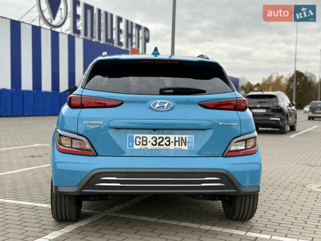 Синий Хендай Kona Electric, объемом двигателя 0 л и пробегом 50 тыс. км за 16500 $, фото 4 на Automoto.ua