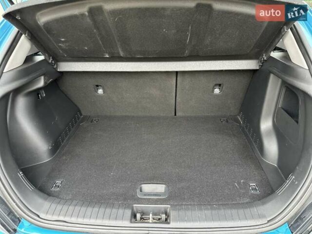 Синий Хендай Kona Electric, объемом двигателя 0 л и пробегом 49 тыс. км за 19950 $, фото 130 на Automoto.ua