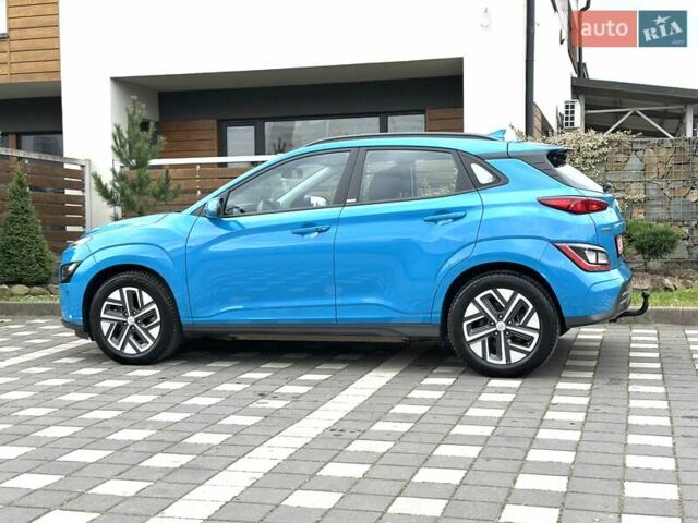 Синий Хендай Kona Electric, объемом двигателя 0 л и пробегом 49 тыс. км за 19950 $, фото 68 на Automoto.ua