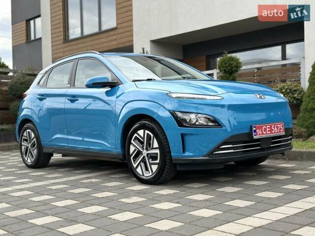 Синий Хендай Kona Electric, объемом двигателя 0 л и пробегом 49 тыс. км за 19950 $, фото 21 на Automoto.ua