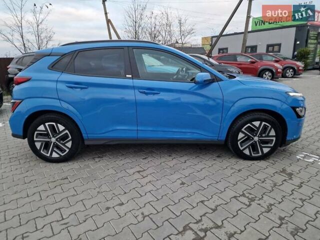 Синий Хендай Kona Electric, объемом двигателя 0 л и пробегом 95 тыс. км за 16600 $, фото 8 на Automoto.ua