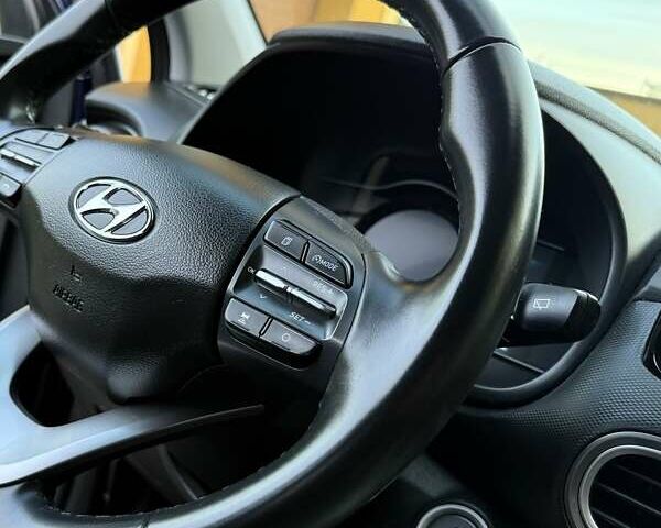 Синій Хендай Kona Electric, об'ємом двигуна 0 л та пробігом 74 тис. км за 16950 $, фото 63 на Automoto.ua