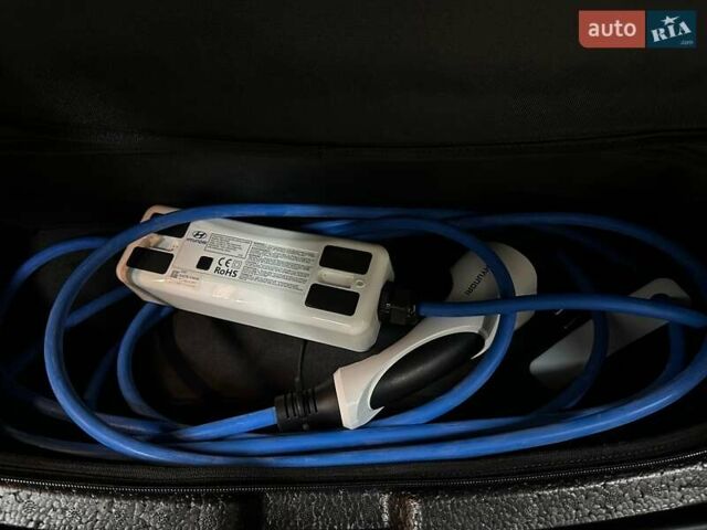 Синій Хендай Kona Electric, об'ємом двигуна 0 л та пробігом 69 тис. км за 22900 $, фото 85 на Automoto.ua