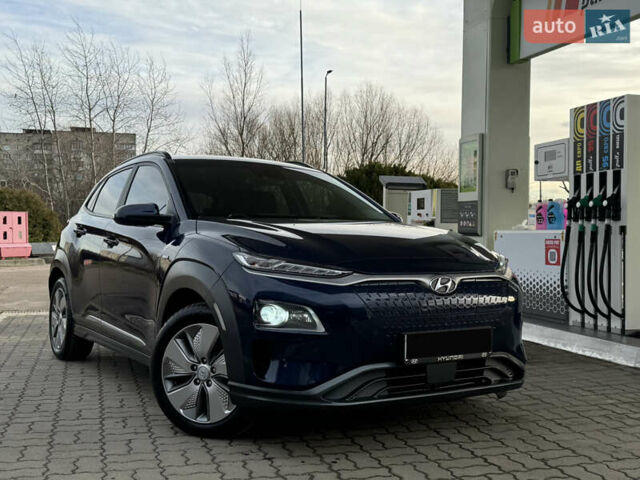 Синий Хендай Kona Electric, объемом двигателя 0 л и пробегом 65 тыс. км за 18500 $, фото 5 на Automoto.ua