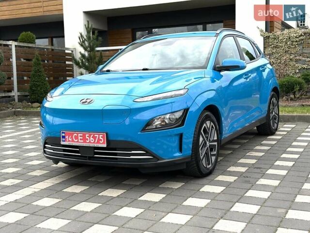 Синий Хендай Kona Electric, объемом двигателя 0 л и пробегом 49 тыс. км за 19950 $, фото 39 на Automoto.ua