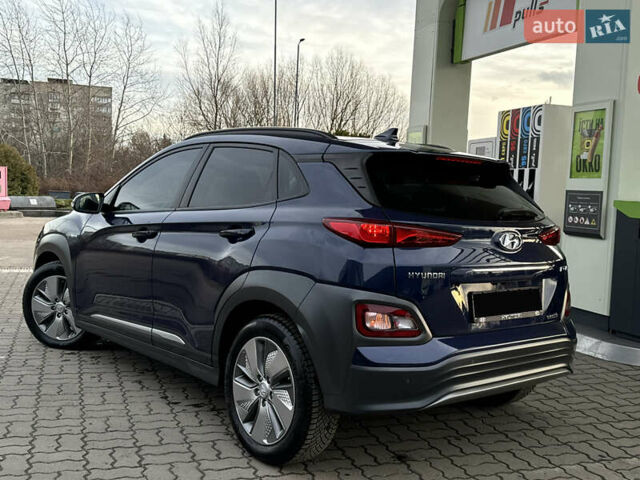 Синий Хендай Kona Electric, объемом двигателя 0 л и пробегом 65 тыс. км за 18500 $, фото 57 на Automoto.ua