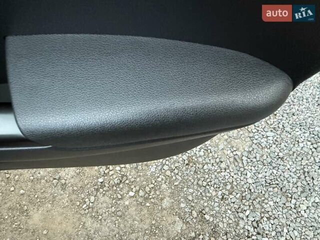 Синій Хендай Kona Electric, об'ємом двигуна 0 л та пробігом 74 тис. км за 16950 $, фото 101 на Automoto.ua