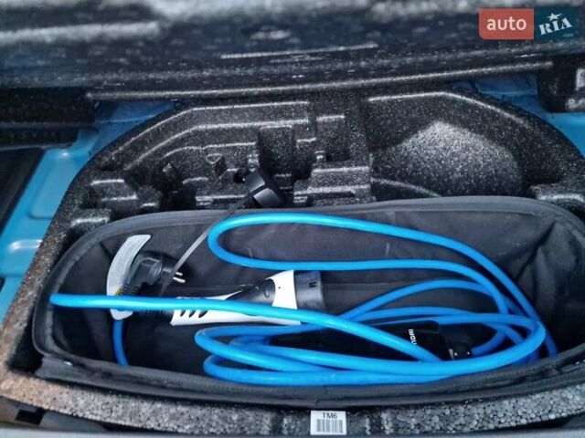 Синий Хендай Kona Electric, объемом двигателя 0 л и пробегом 95 тыс. км за 16600 $, фото 50 на Automoto.ua