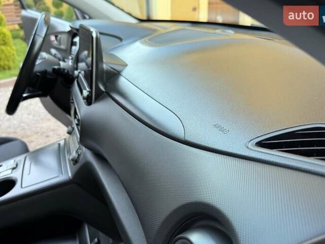 Синій Хендай Kona Electric, об'ємом двигуна 0 л та пробігом 74 тис. км за 16950 $, фото 62 на Automoto.ua