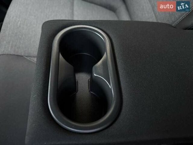 Синій Хендай Kona Electric, об'ємом двигуна 0 л та пробігом 74 тис. км за 16950 $, фото 86 на Automoto.ua