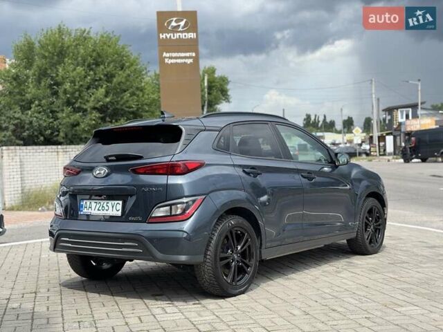 Синий Хендай Kona Electric, объемом двигателя 0 л и пробегом 84 тыс. км за 17900 $, фото 4 на Automoto.ua