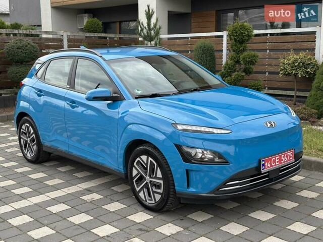 Синий Хендай Kona Electric, объемом двигателя 0 л и пробегом 49 тыс. км за 19950 $, фото 24 на Automoto.ua