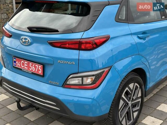 Синий Хендай Kona Electric, объемом двигателя 0 л и пробегом 49 тыс. км за 19950 $, фото 81 на Automoto.ua