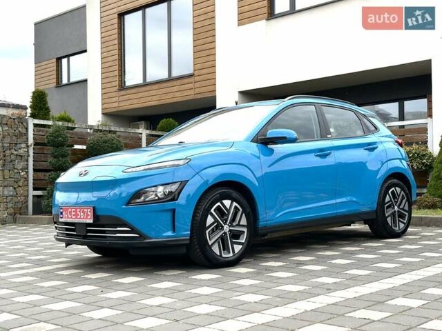 Синий Хендай Kona Electric, объемом двигателя 0 л и пробегом 49 тыс. км за 19950 $, фото 41 на Automoto.ua