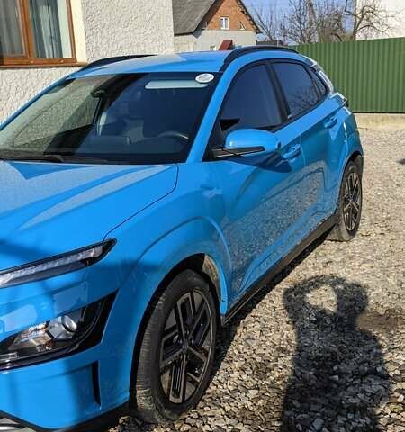 Синій Хендай Kona Electric, об'ємом двигуна 0 л та пробігом 30 тис. км за 19200 $, фото 3 на Automoto.ua