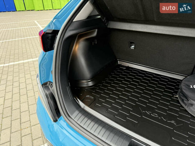 Синий Хендай Kona Electric, объемом двигателя 0 л и пробегом 50 тыс. км за 16500 $, фото 23 на Automoto.ua