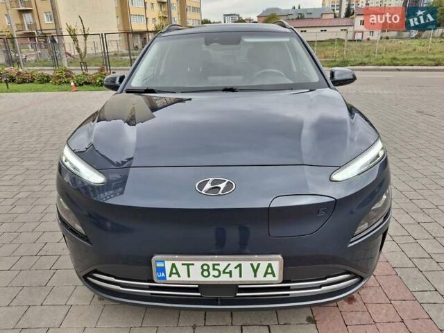 Синий Хендай Kona Electric, объемом двигателя 0 л и пробегом 110 тыс. км за 19200 $, фото 2 на Automoto.ua