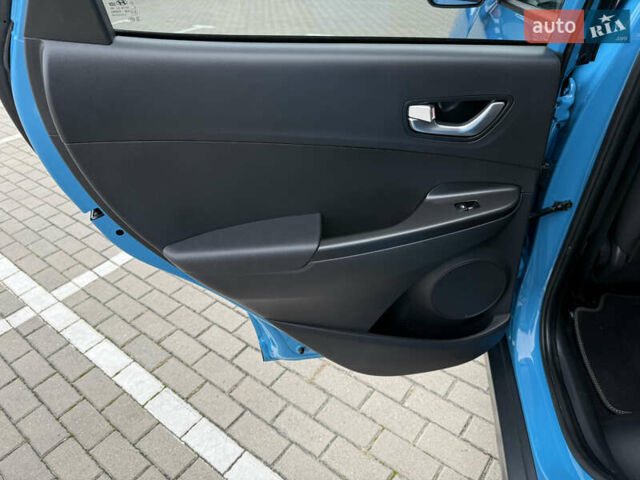 Синий Хендай Kona Electric, объемом двигателя 0 л и пробегом 50 тыс. км за 16500 $, фото 17 на Automoto.ua
