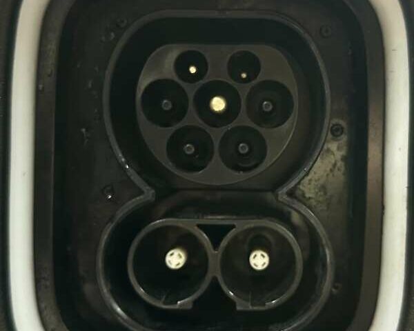 Синій Хендай Kona Electric, об'ємом двигуна 0 л та пробігом 69 тис. км за 22900 $, фото 19 на Automoto.ua